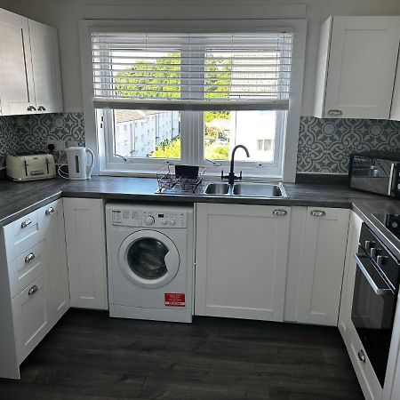Entire Modern Apartment In Oban With Balcony 外观 照片