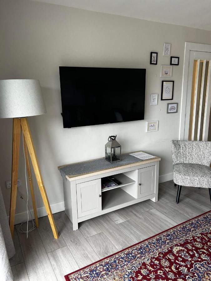 Entire Modern Apartment In Oban With Balcony 外观 照片